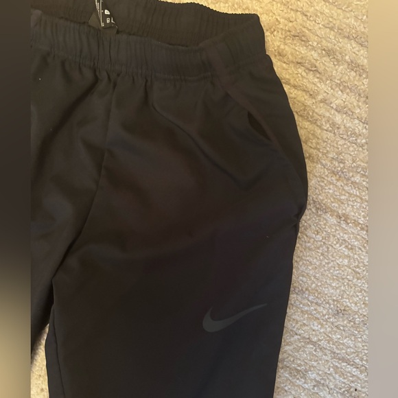 Nike dri-fit black standard fit athletic pants size S - Picture 3 of 4